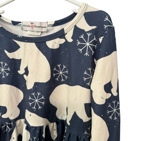 🔹5/$25🔹 Adorable Sweetness‎ Girls Blue and White Hi Low Tunic. Polar Bear. 7 - Picture 3 of 9